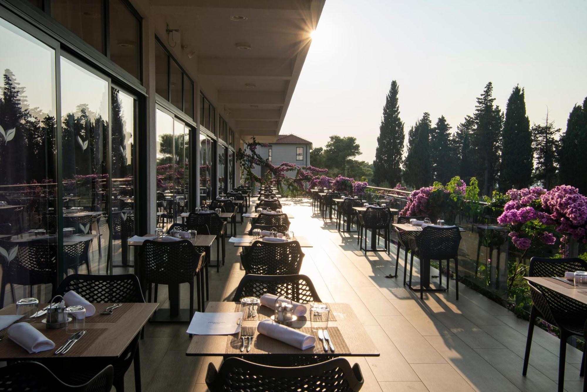 Aminess Vival Velaris Resort سوبيتار المظهر الخارجي الصورة